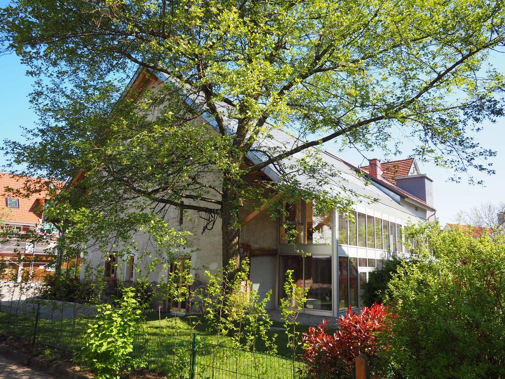 Die Krone - Hotel Garni Kirchzarten Exterior foto